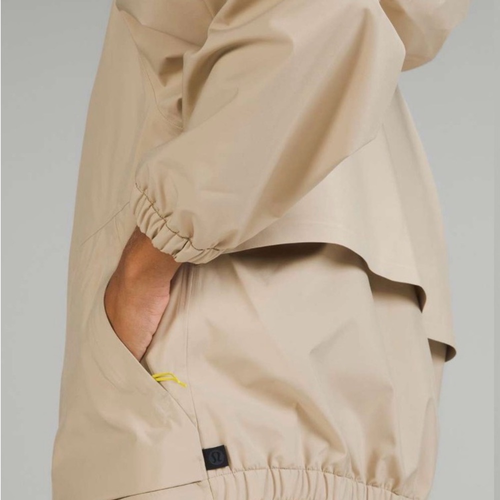 lululemon LAB Waterproof Shell - Picture 4 of 7